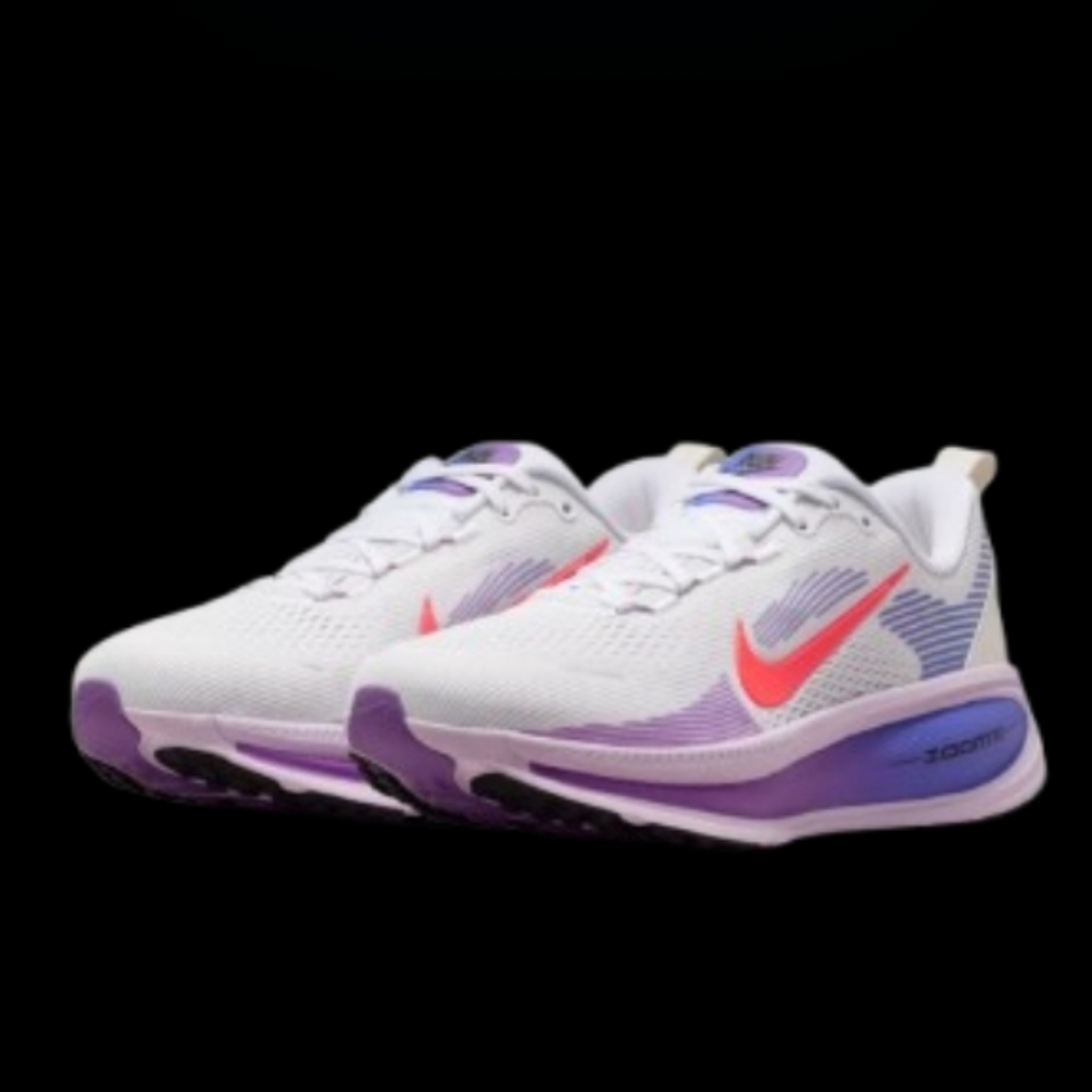 Nike Air Zoom Vomero 18 Running Womens Size 8 White Violet Mist Lava